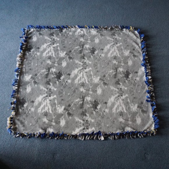 U.S. Naval Academy No Sew Fleece Blanket - Picture 3 of 7